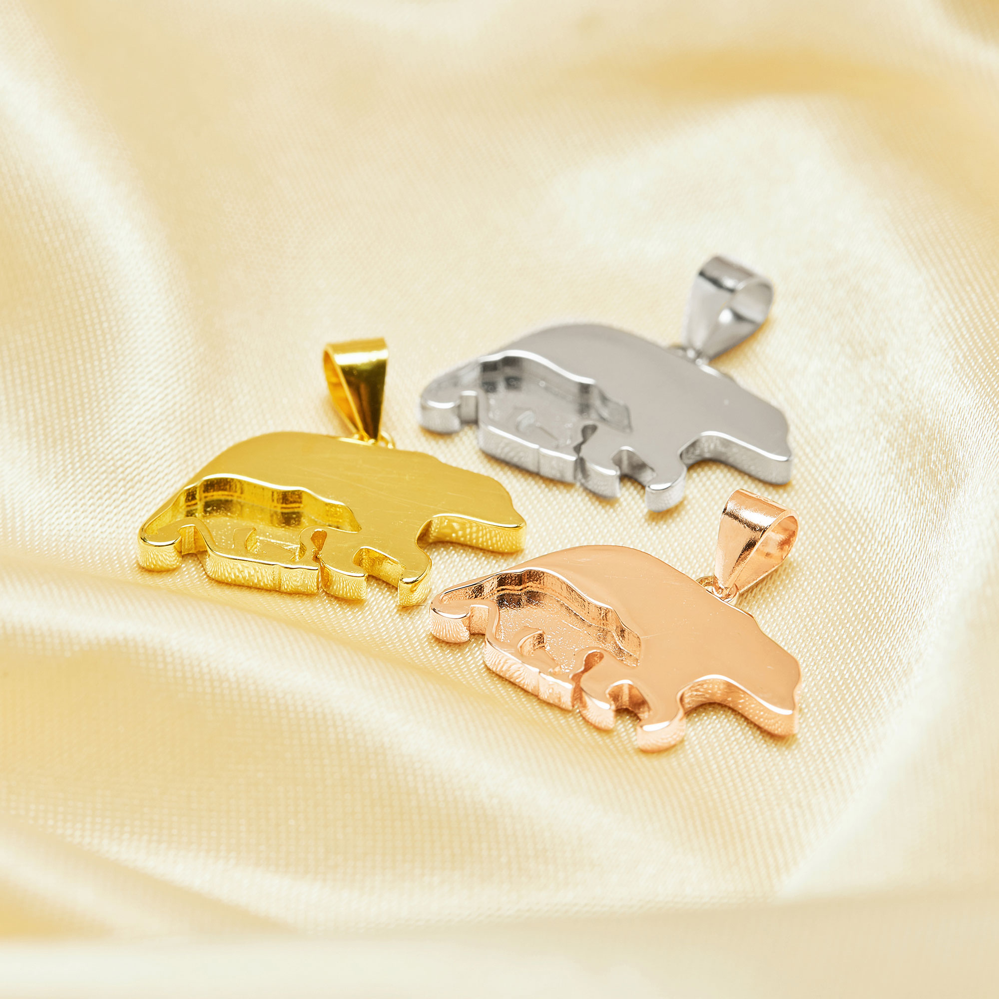 Ciondolo in resina con latte m - Bezels Set Pendant recensione e prezzo
