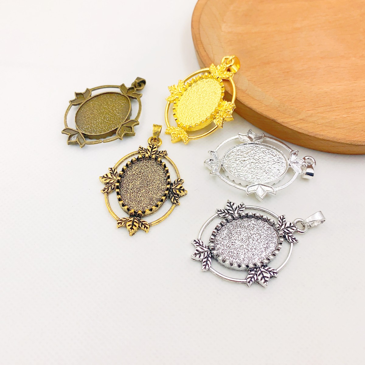 Onebeading Fit 18x25mm Cabocho - Bezels Set Pendant recensione e prezzo